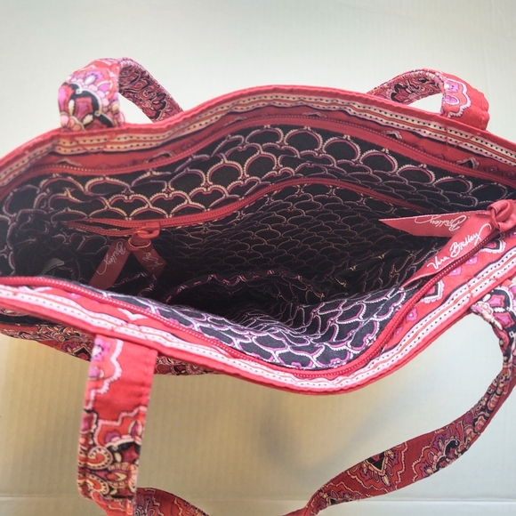 VERA BRADLEY Red Frankly Scarlet Shoulder Bag Purse Medium - Picture 6 of 16